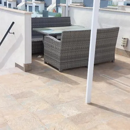 Apartment With Roof Terrace